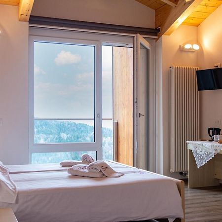 Albergo Croce D'Aune เปดาเวนา ภายนอก รูปภาพ