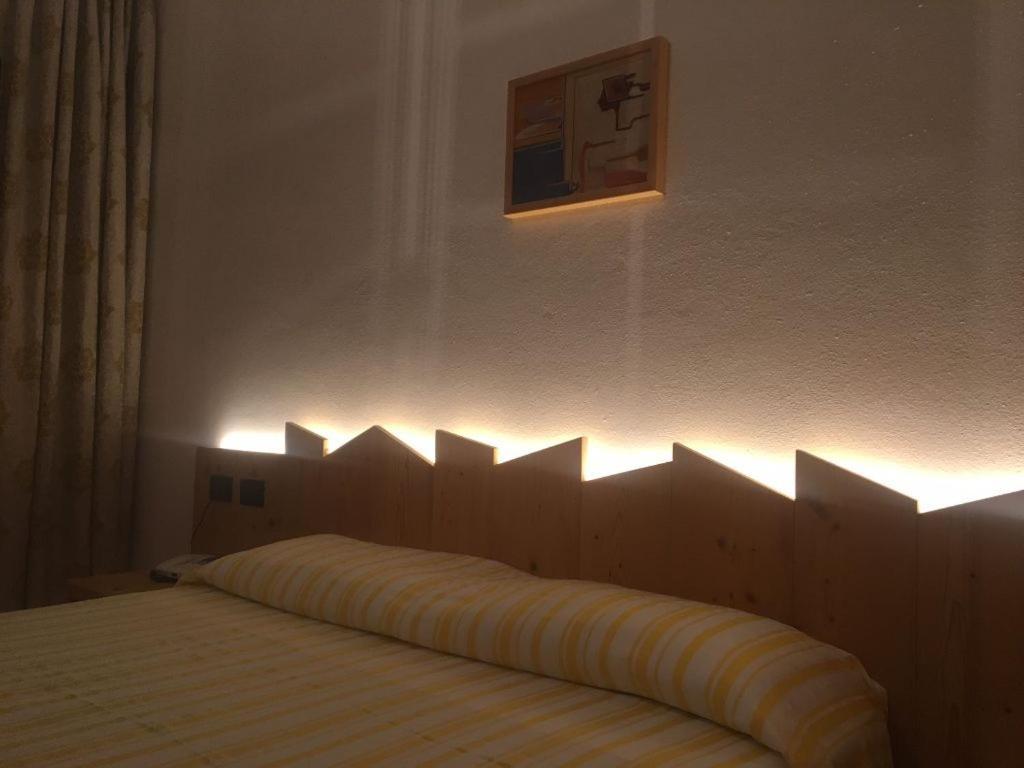Albergo Croce D'Aune เปดาเวนา ภายนอก รูปภาพ