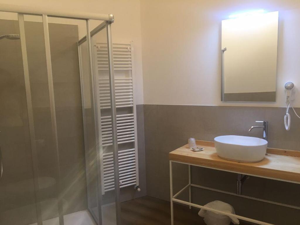 Albergo Croce D'Aune เปดาเวนา ภายนอก รูปภาพ